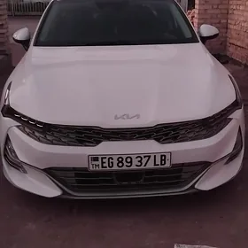 Kia K5 2021