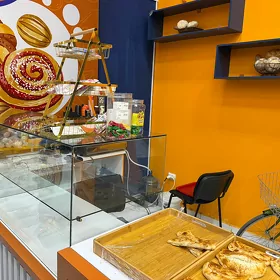 Arenda ýer bar markediň içinde