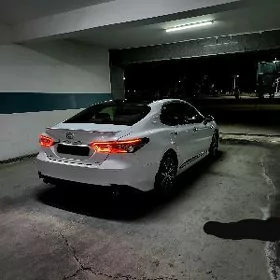 Toyota Camry 2020