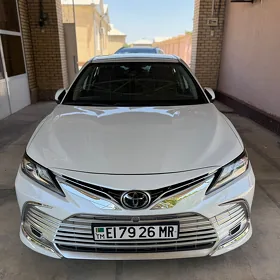 Toyota Camry 2022