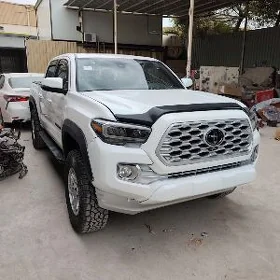 Toyota Tacoma 2023