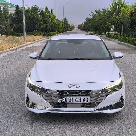 Hyundai Elantra 2021