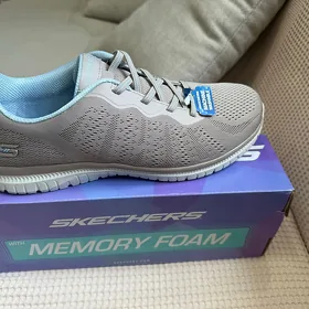 Skechers