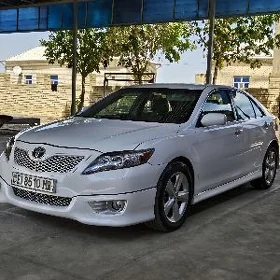 Toyota Camry 2011