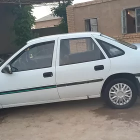 Opel Vectra 1989