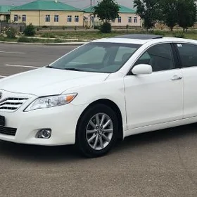 Toyota Camry 2010