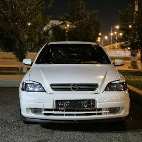 Opel Astra 2000