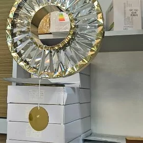 Led.
