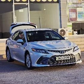 Toyota Camry 2022
