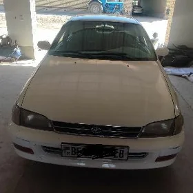 Toyota Corona 1995