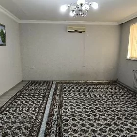 5 mkrn 2 Kom. 1 etaj.