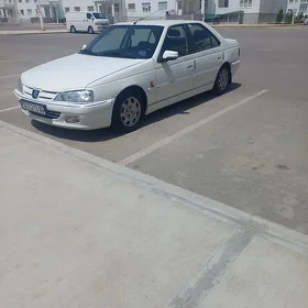 Peugeot 405 2009