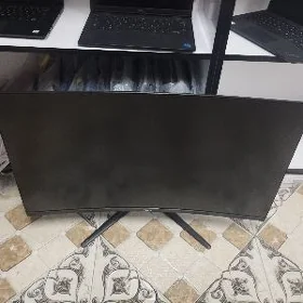 monitor 32 165 GHZ