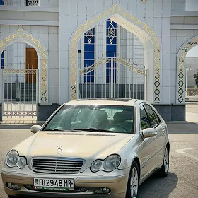 Mercedes-Benz C250 2002