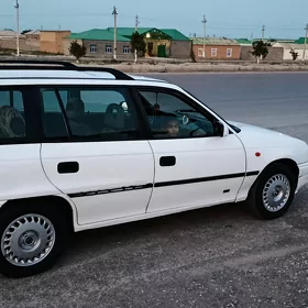 Opel Astra 1995