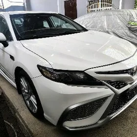 Toyota Camry 2022