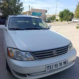 Toyota Avalon 2003