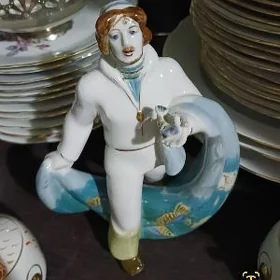СТАТУЕТКИ