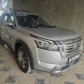 Nissan Pathfinder 2022