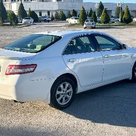 Toyota Camry 2010