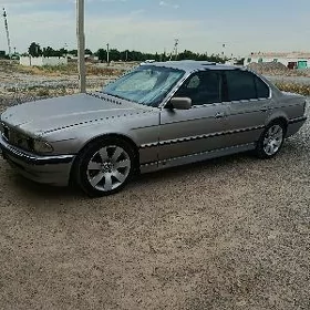 BMW 740 1995