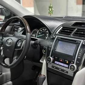 Toyota Camry 2013
