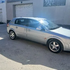 Opel Signum 2003