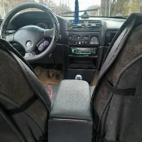 Opel Vectra 1989