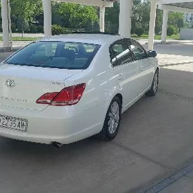 Toyota Avalon 2005