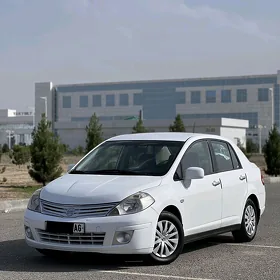 Nissan Versa 2010