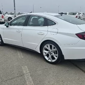 Hyundai Sonata 2020