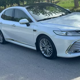 Toyota Camry 2023