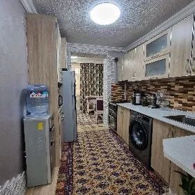 Hitrowka 2 etaz 4 komnat 72m²