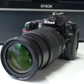 Nikon d90.   18-105