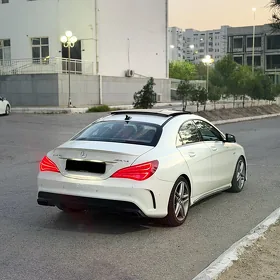Mercedes-Benz CLA 2015