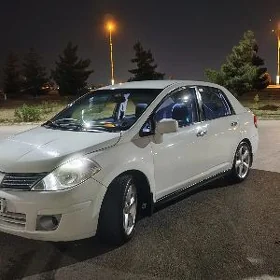 Nissan Versa 2010