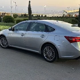 Toyota Avalon 2018