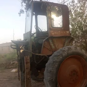 mtz t28 kuzov