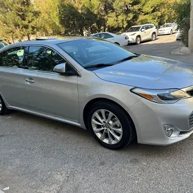 Toyota Avalon 2013