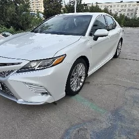 Toyota Camry 2018