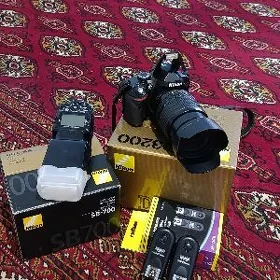Nikon D3200 SB-700