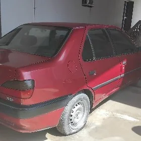 Peugeot 308 1998