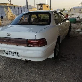 Toyota Camry 1993