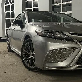 Toyota Camry 2022