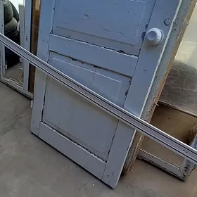 двери деревянные  решетки арма