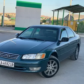 Toyota Camry 2000