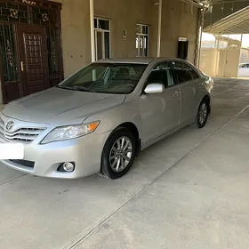 Toyota Camry 2010
