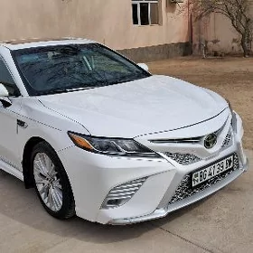 Toyota Camry 2018