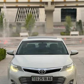 Toyota Avalon 2013