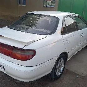 Toyota Carina 1995